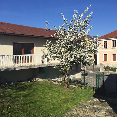 Maison Entiere Au Pied Du Plateau Du Retord 2 Chambres Sdb - Vouvray Ochiaz Exterior photo